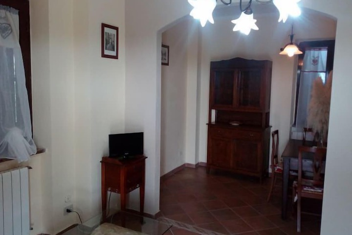 Room 5 of 31