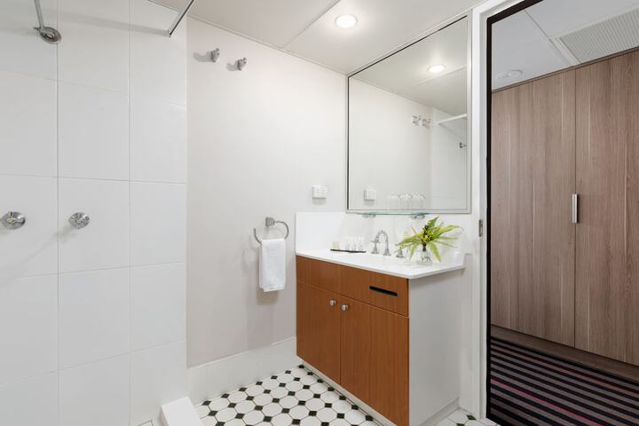 Room 20 of 43