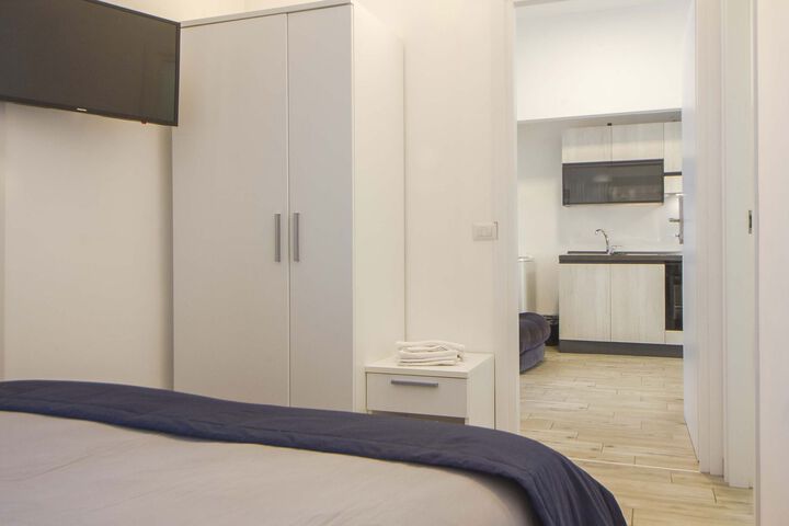 Room 120 of 182