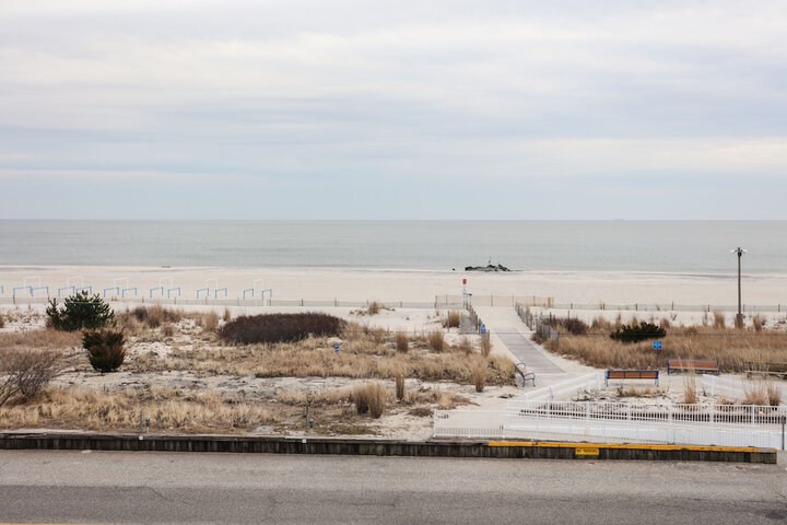 Beach/ocean view