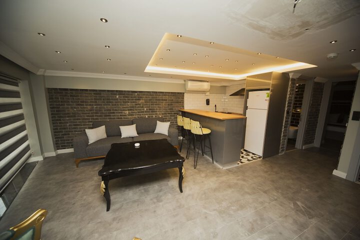Room 41 of 60