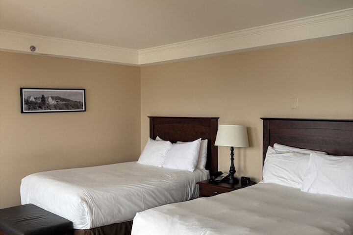 Room 10 of 41
