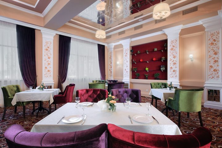 Dining 88 of 112