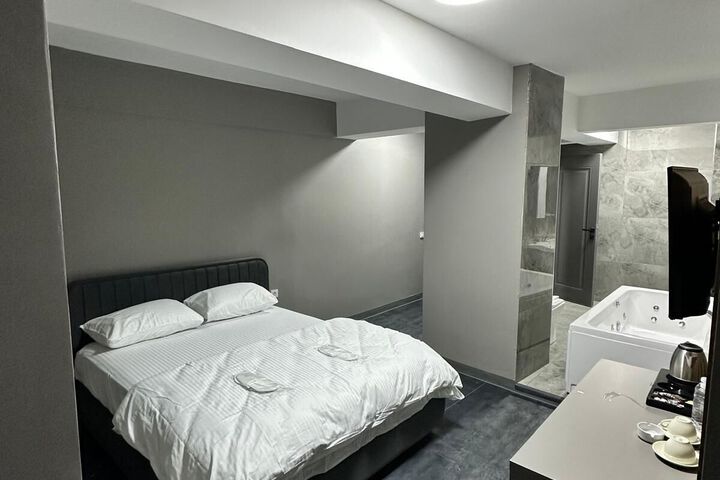 Room 30 of 30