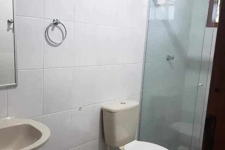 Room 8 of 21