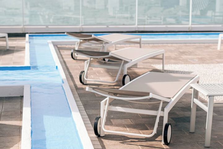 Sundeck 143 of 154