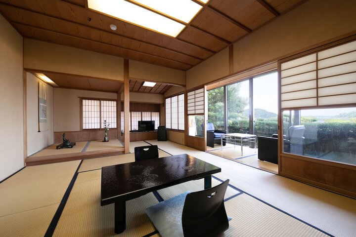 Room 4 of 46