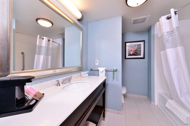 Room 18 of 47