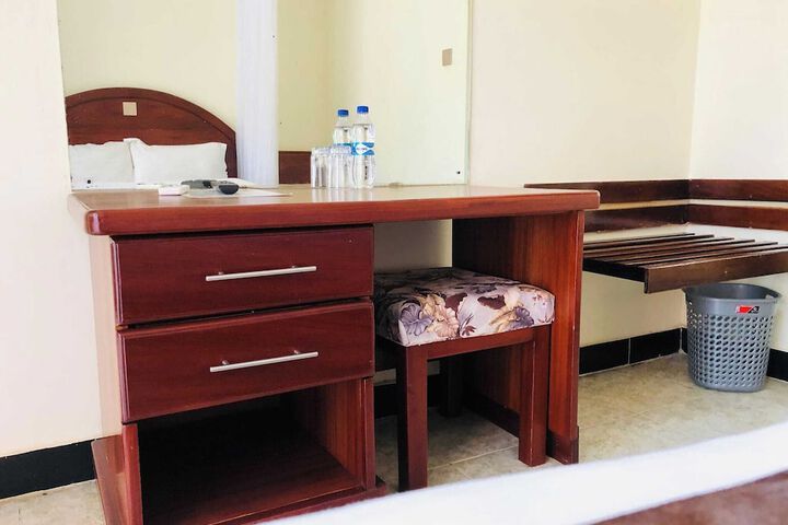 Room 22 of 114