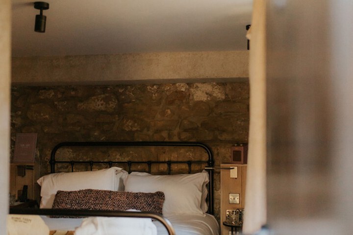 Room 19 of 161