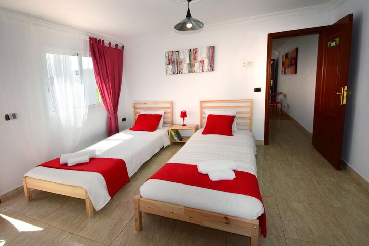 Room 8 of 23