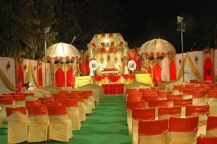 Wedding/Banquet 28 of 32