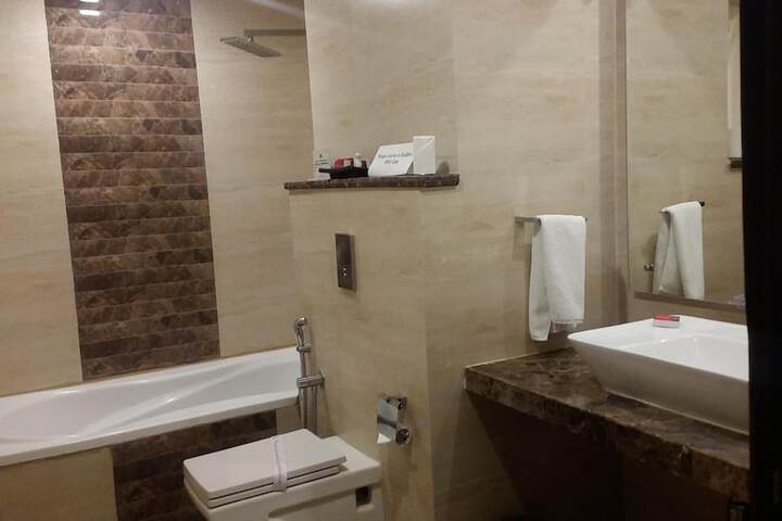Room 21 of 44