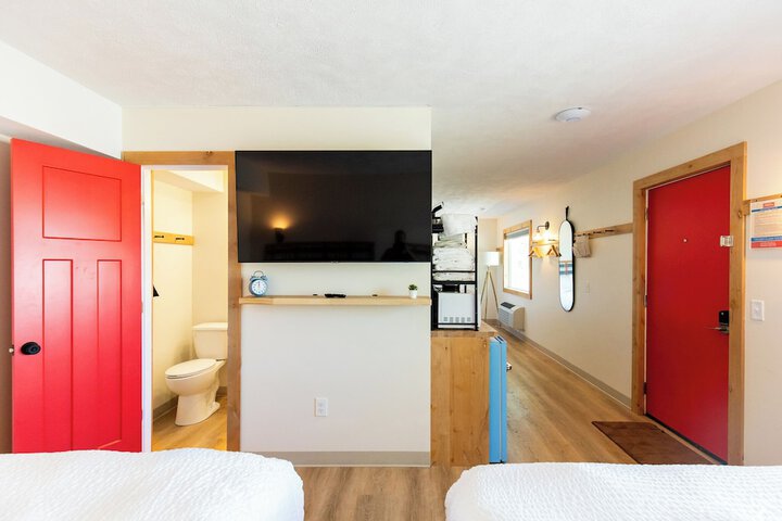 Room 41 of 103