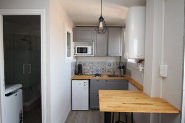Room 14 of 21