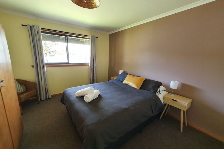 Room 7 of 34