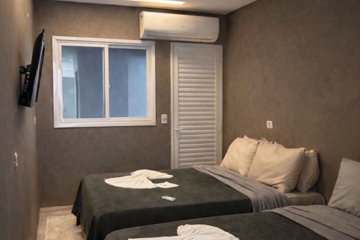 Room 28 of 54