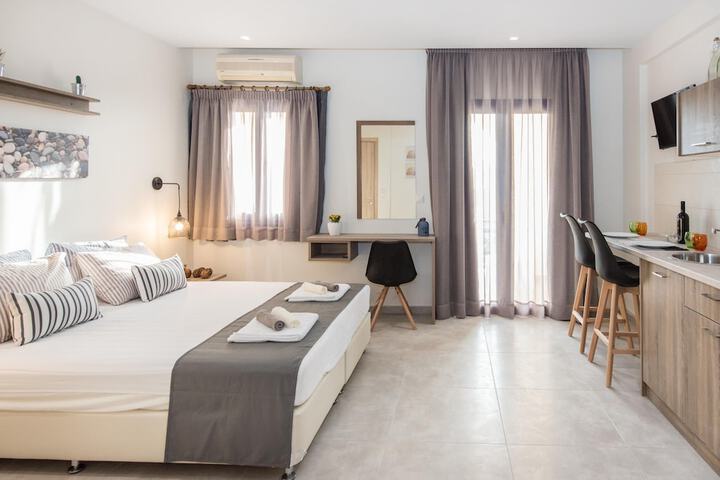 Room 4 of 67