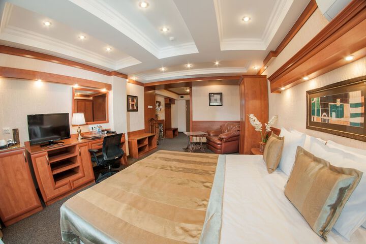 Room 56 of 112