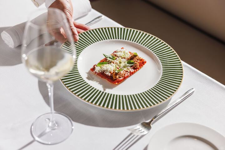 Dining 92 of 109