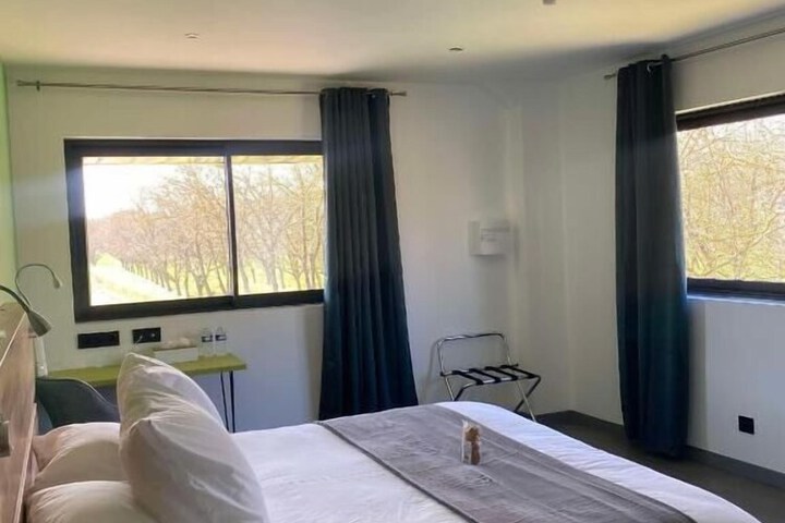 Room 7 of 22