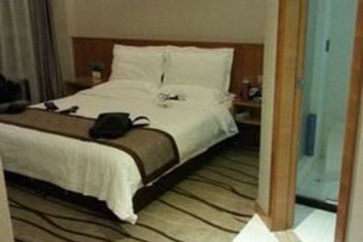 Room 48 of 137