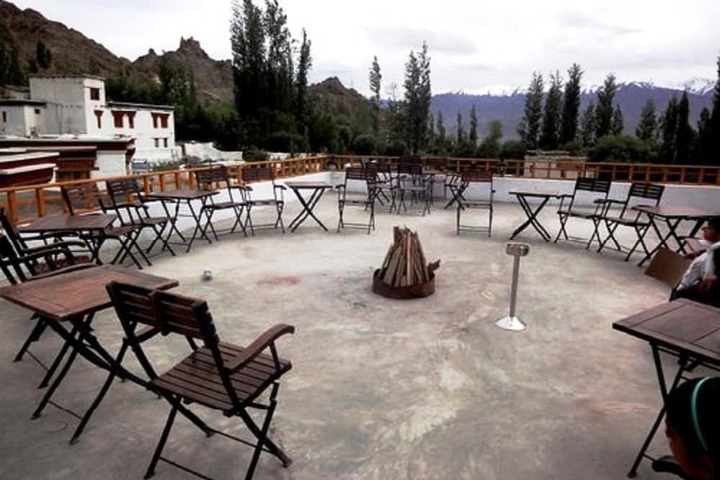 Terrace/Patio 51 of 86