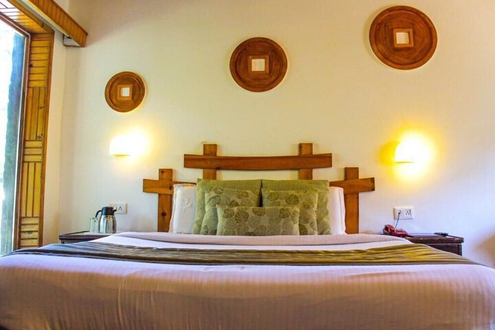 Room 7 of 28
