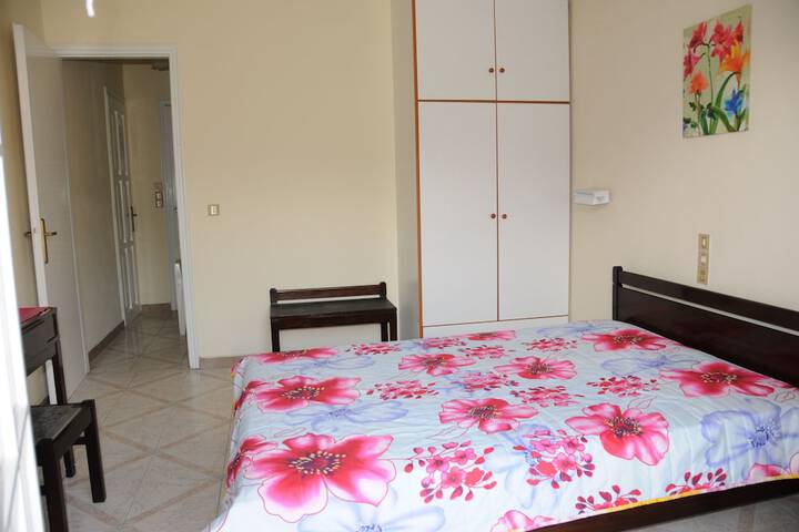 Room 7 of 29