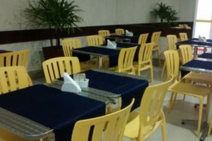 Dining 6 of 22
