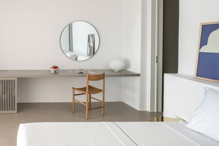 Room 15 of 240