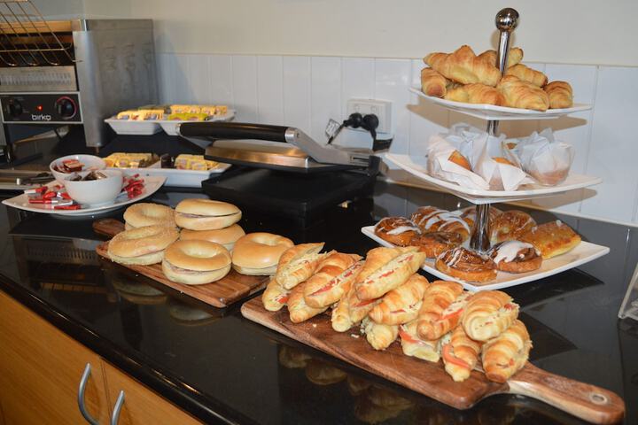Breakfast/Coffee Service 24 of 29