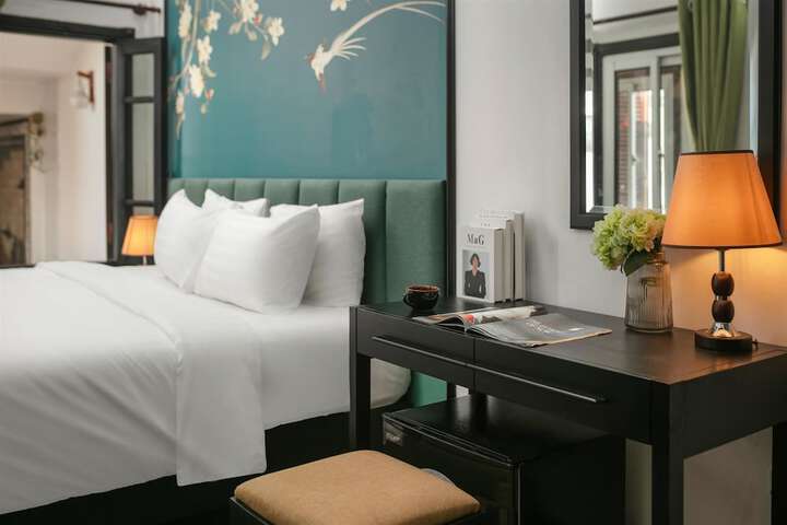 Room 13 of 47