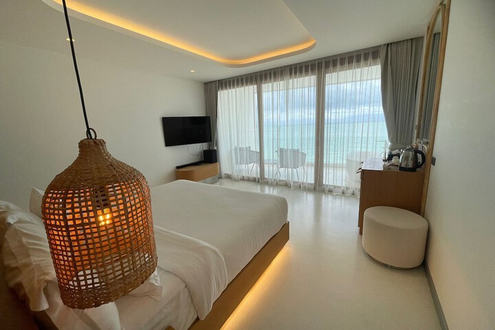 Room 30 of 118