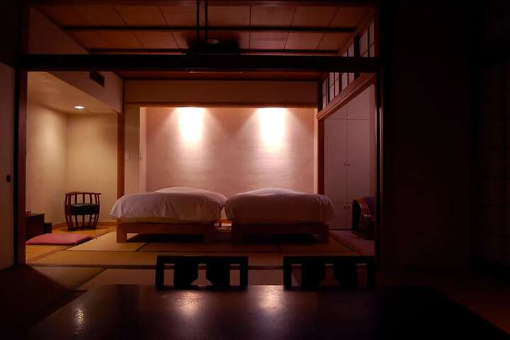Room 13 of 45