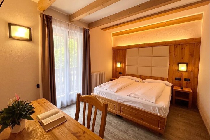 Room 21 of 36
