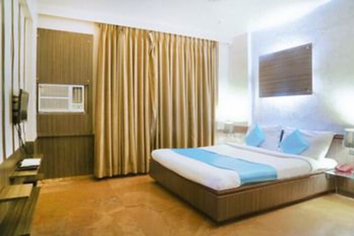 Room 7 of 20
