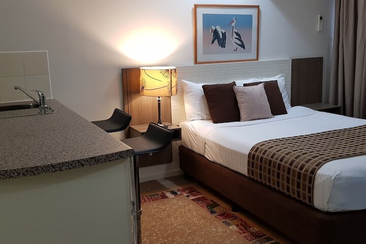 Room 19 of 66