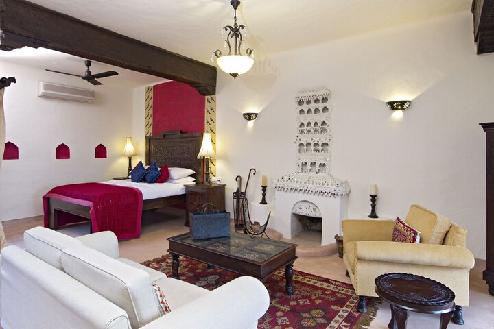 Room 25 of 65