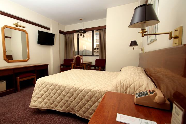 Room 19 of 60