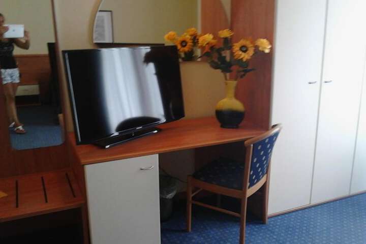 Room 14 of 60