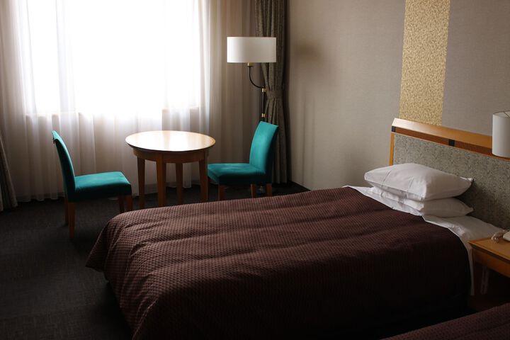 Room 19 of 50