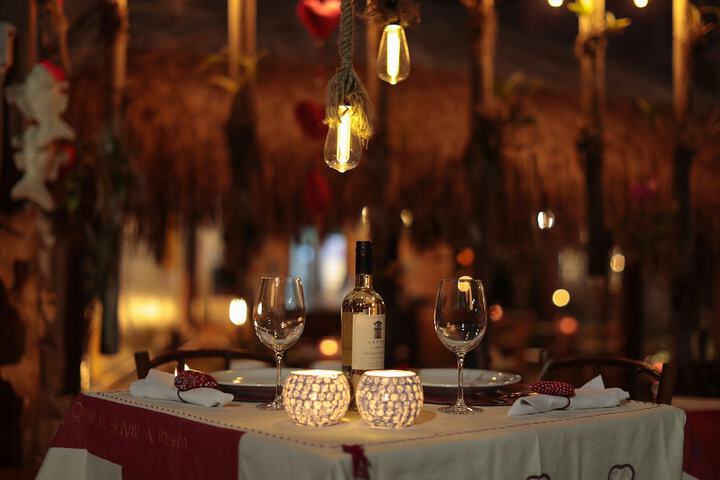 Dining 48 of 81