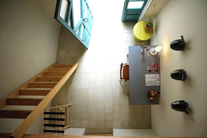 Room 26 of 48