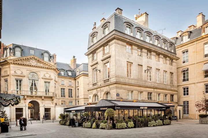 Image of Luxury 6Bdr 5Bth Heritage Building - Louvre View