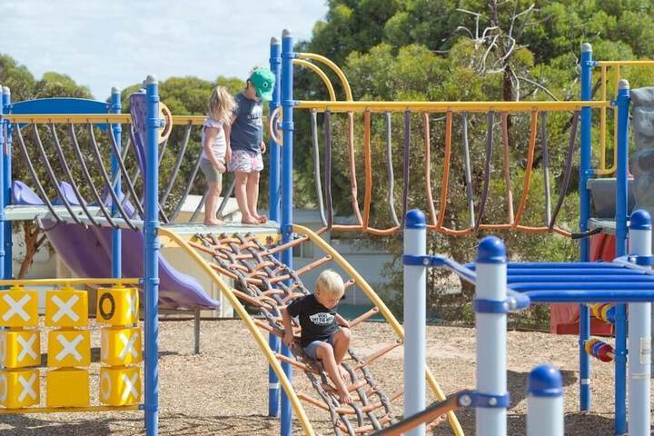 Childrens Activities 73 of 77