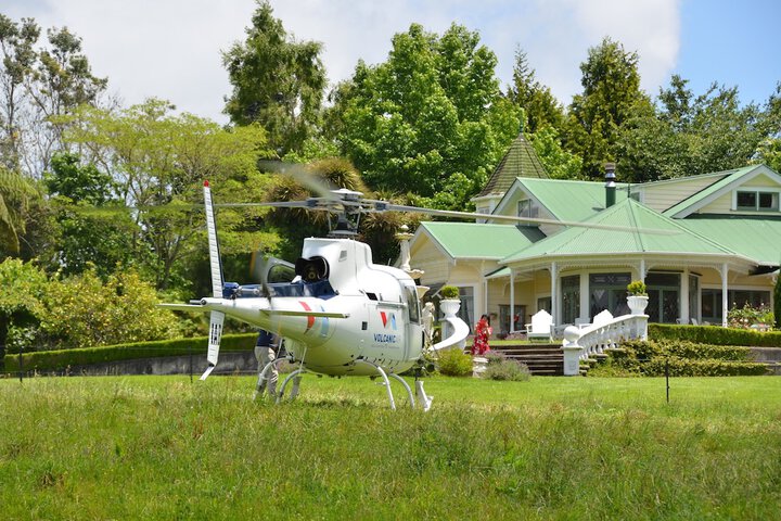 Helicopter/plane tours