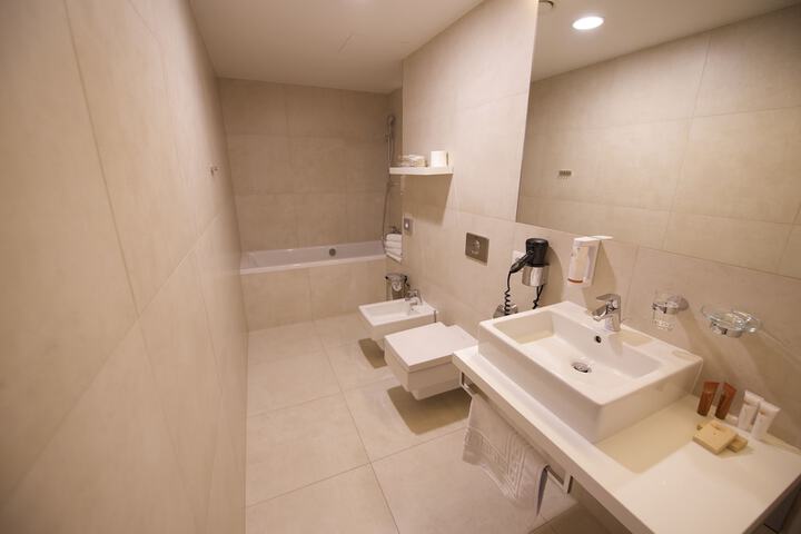 Clean Restrooms