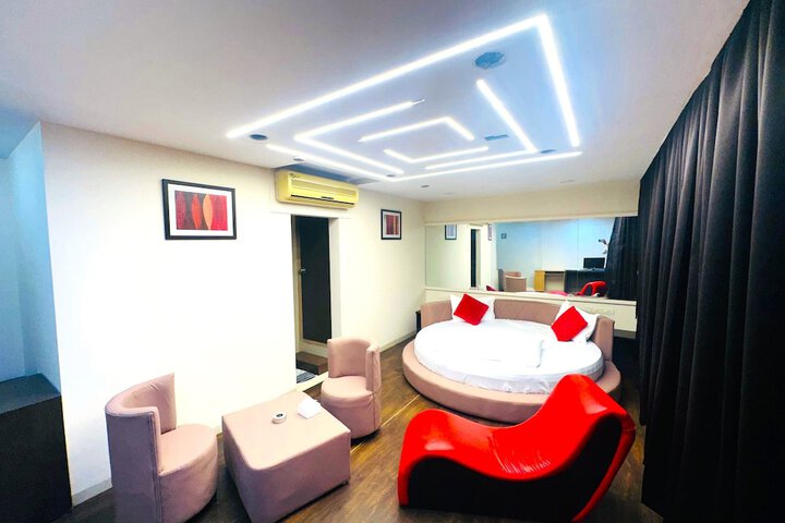 Room 19 of 27