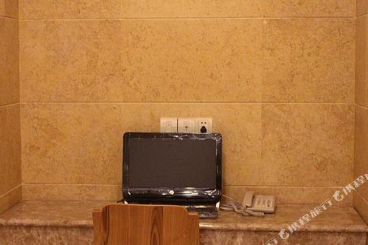 Image of Homeinn Pebble Motel (Longjing Industrial Park Longyan Bridge)